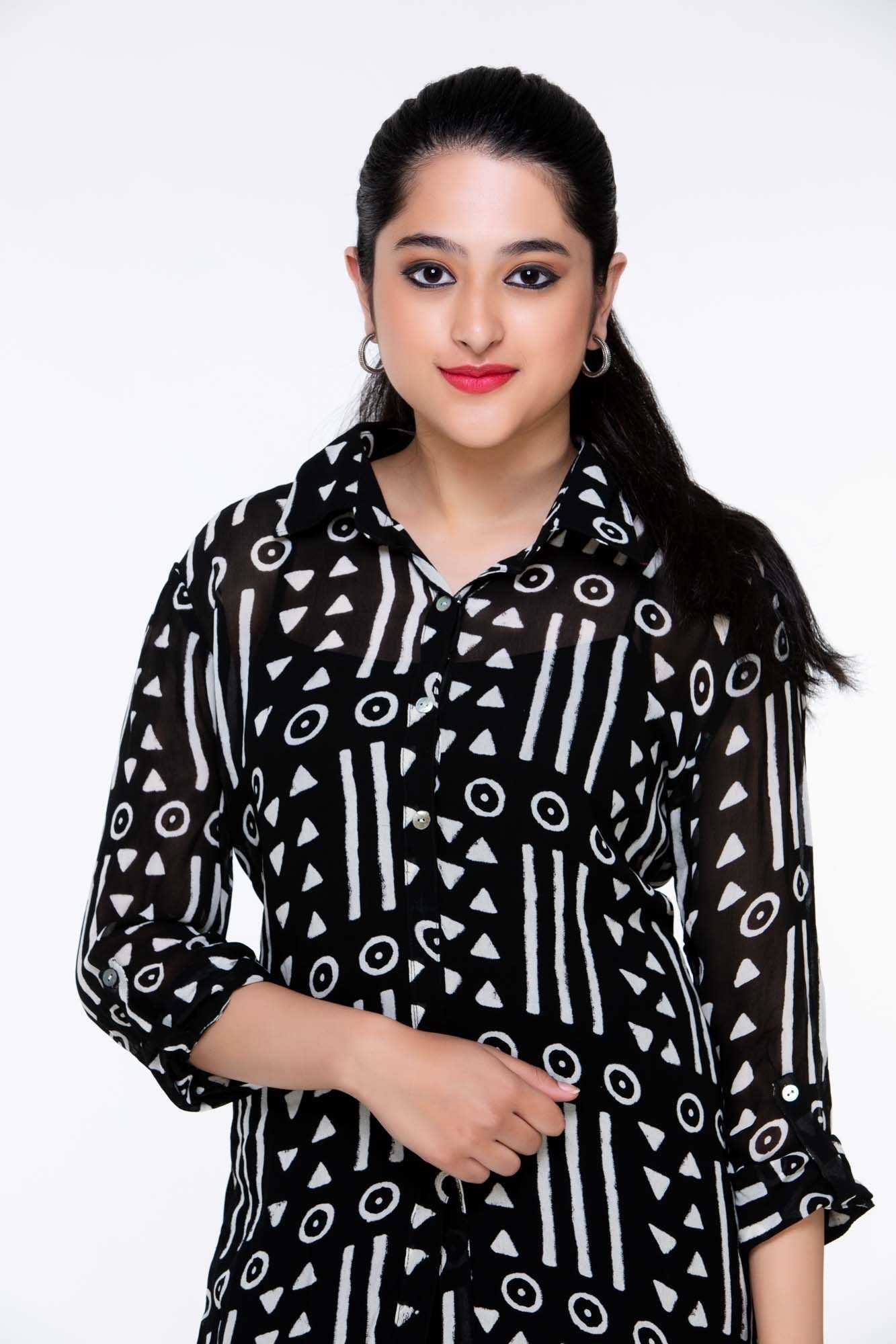 Latest Straight Kurti Design with Pants for Women | Libas