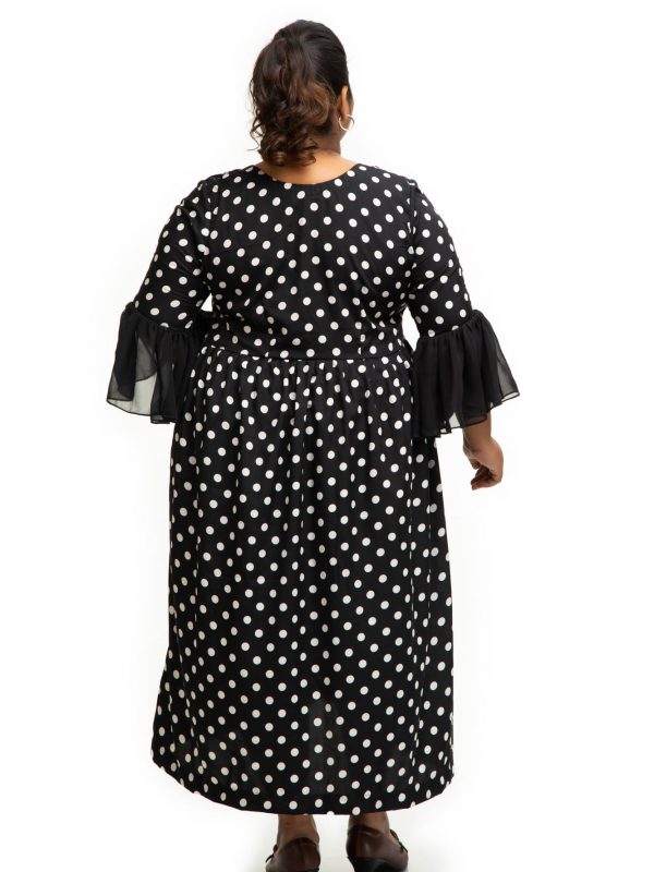 Black polka sand crape plus size dress back